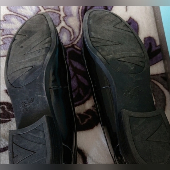 Life stride black patent loafers - Picture 3 of 3